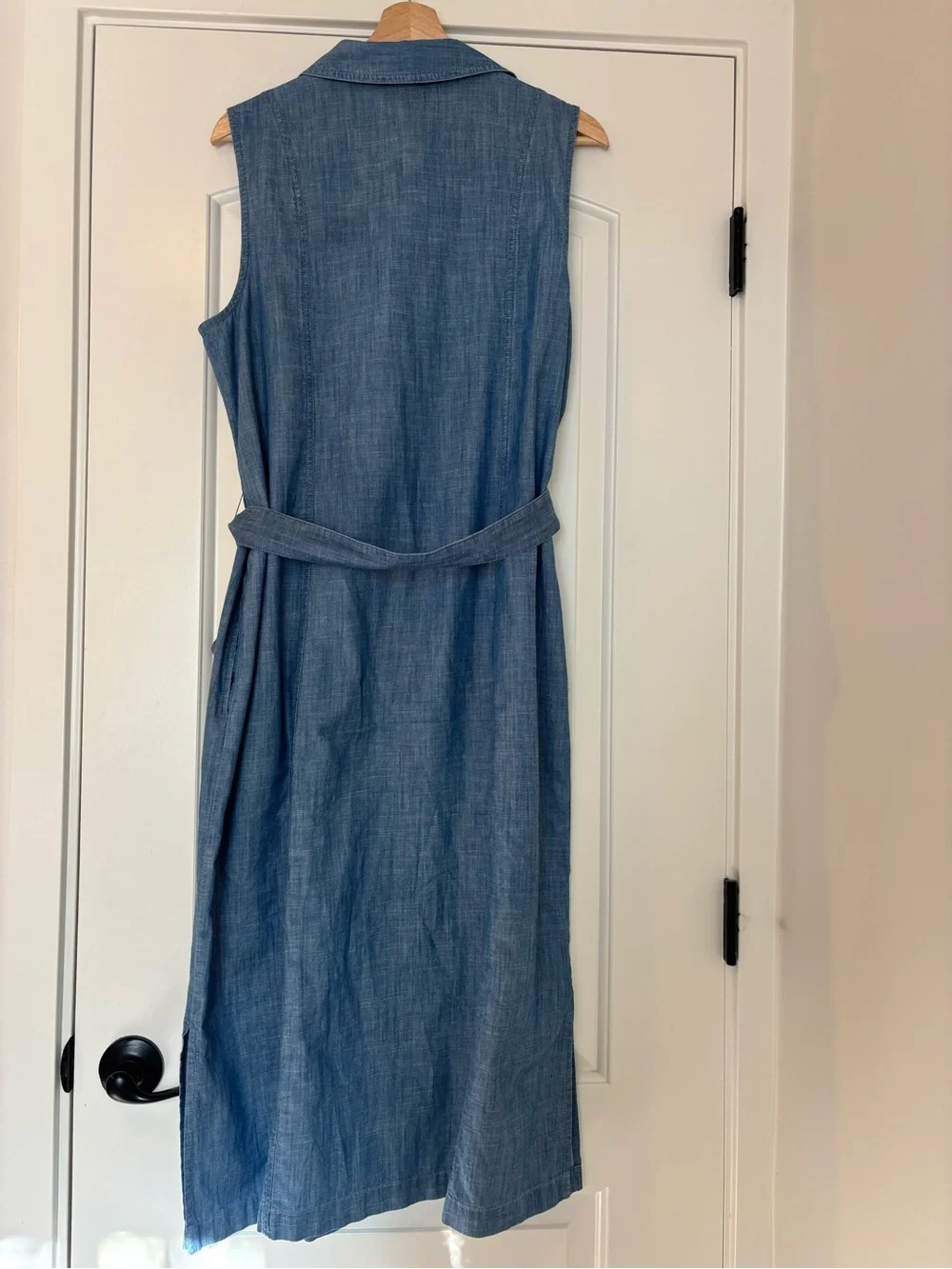 Talbots Sleeveless Chambray Midi Shirt Dress Tie Waist Button Front Pockets 14 - Picture 3 of 10